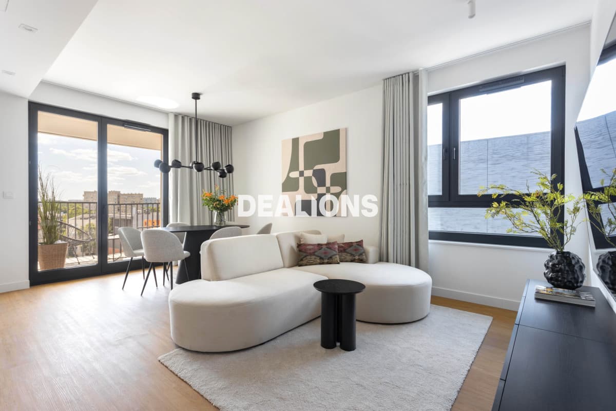 Elegancki, całkowicie nowy apartament na Sadybie